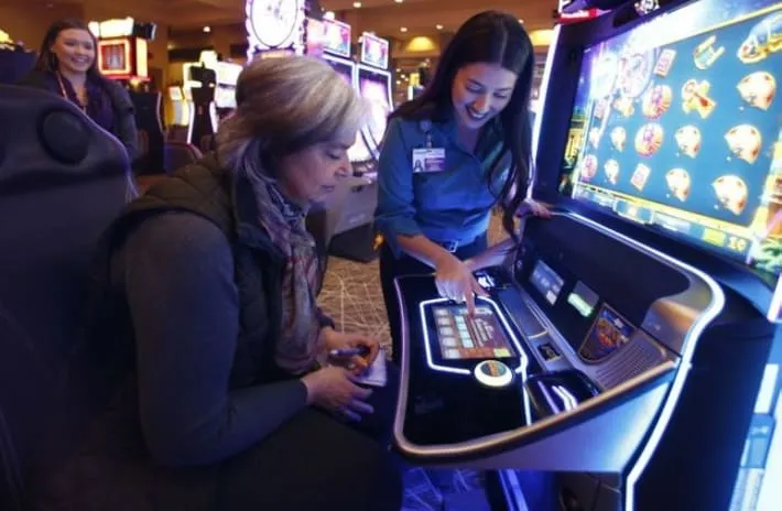 The Hand-Pay Dilemma: What to Tip (and Say) When a Vietnamese-Themed Slot Pays Out Big